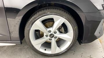 2022 Audi TFSI 35 S line Sportback Euro 6 5-door (Black) - Image: 5