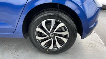 2021 Volkswagen 1.0 TSI Active Euro 6 5-door (Blue) - Image: 32