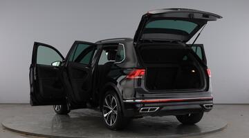 2021 Volkswagen TSI R-Line DSG Euro 6 5-door (Black) - Image: 11