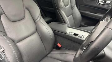 2025 Volvo 2.0h T8 18.8kWh Ultra Bright Auto Euro 6 5-door (Black) - Image: 29