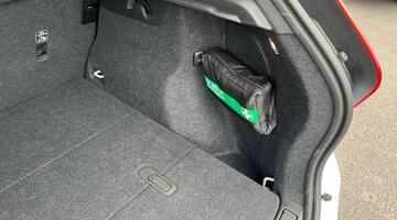 2025 Volvo 2.0 B4 MHEV Ultra Dark DCT Auto Euro 6 5-door (Blue) - Image: 22