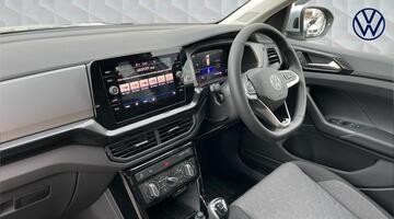 2025 Volkswagen 1.0 TSI Match Euro 6 5-door (Silver) - Image: 2