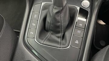 2023 Volkswagen TSI R-Line Edition DSG Euro 6 5-door (Black) - Image: 22