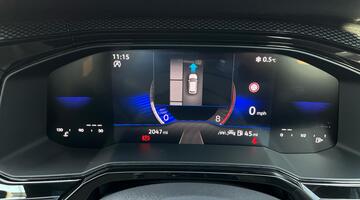 2025 Volkswagen 1.0 TSI Life Euro 6 5-door (Black) - Image: 24