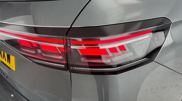 2025 Volkswagen ETSI MHEV R-Line DSG Euro 6 5-door (Grey) - Image: 31