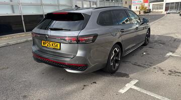 2025 Volkswagen ETSI MHEV R-Line DSG Euro 6 5-door (Grey) - Image: 18