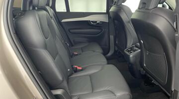 2024 Volvo 2.0 B5 MHEV Plus Auto 4WD Euro 6 5-door (Unlisted) - Image: 9