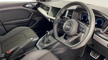 2025 Audi TFSI 35 Black Edition Sportback S Tronic Euro 6 5-door (Red) - Image: 6