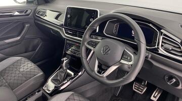 2025 Volkswagen TSI R-Line DSG Euro 6 5-door (Silver) - Image: 6