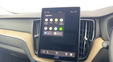 2025 Volvo 2.0 T8 18.8kWh Ultra Bright Auto Euro 6 5-door (Unlisted) - Image: 7