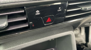 2025 Volkswagen 2.0 TDI C20 Commerce LWB Euro 6 6-door (White) - Image: 15