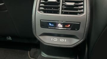 2022 CUPRA TSI V2 DSG Euro 6 5-door (Blue) - Image: 24