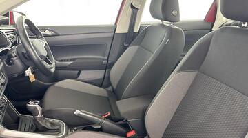 2022 Volkswagen 1.0 TSI Life DSG Euro 6 5-door (Red) - Image: 33