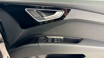 2021 Audi 35 Sport Auto 5-door 55kWh (Grey) - Image: 19