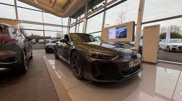 2025 Audi S 435,00 kW (Grey) - Image: 1