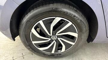 2023 Volkswagen 1.0 TSI Life Euro 6 5-door (Grey) - Image: 17