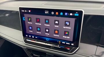 2025 Volkswagen 2.0 TDI Match DSG Euro 6 5-door (Blue) - Image: 18