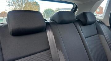 2025 Volkswagen 1.0 EVO Life Euro 6 5-door (Black) - Image: 20