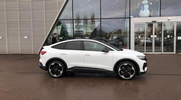 2024 Audi 45 Black Edition Sportback Auto quattro 5-door 82kWh (White) - Image: 4