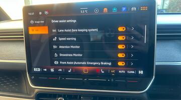 2025 Volkswagen Pro 79kWh Style Auto 5-door (SWB, 5Seat) (Green) - Image: 18