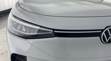 2022 Volkswagen Pure 52kWh Life Auto 5-door (White) - Image: 36