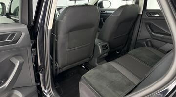 2023 Volkswagen TSI Style DSG Euro 6 5-door (Black) - Image: 36