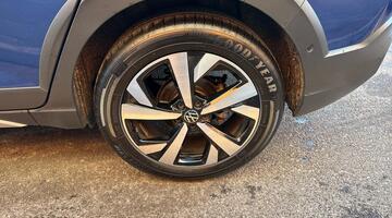 2023 Volkswagen 1.0 TSI Style DSG Euro 6 5-door (Blue) - Image: 12