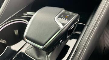 2023 Volkswagen 3.0 TDI V6 Black Edition Tiptronic 4Motion Euro 6 5-door (White) - Image: 7