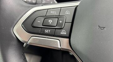 2025 Volkswagen ETSI MHEV Elegance DSG Euro 6 5-door (Green) - Image: 12