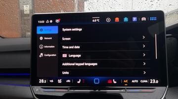 2025 Volkswagen 2.0 TSI R Black Edition DSG 4Motion Euro 6 5-door (Grey) - Image: 21