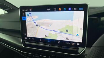 2025 Volkswagen 2.0 TSI R Black Edition DSG 4Motion Euro 6 5-door (White) - Image: 30