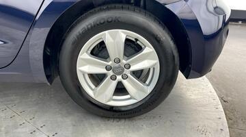 2019 Audi 1.0 TFSI 25 Technik Sportback Euro 6 5-door (Blue) - Image: 31