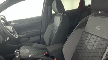 2025 Volkswagen 1.0 TSI Black Edition Euro 6 5-door (Black) - Image: 31