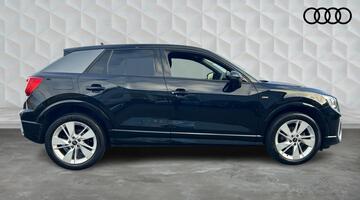 2024 Audi TFSI CoD 35 S line S Tronic Euro 6 5-door (Black) - Image: 4