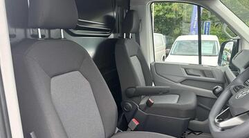 2025 Volkswagen 2.0 TDI CR35 Commerce RWD LWB High Roof Euro 6 5-door (White) - Image: 31