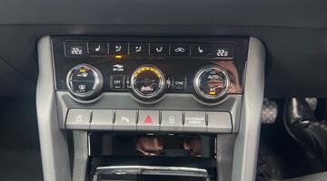 2026 Škoda TSI ACT SE Edition Euro 6 5-door (White) - Image: 28