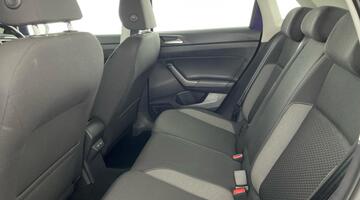 2022 Volkswagen 1.0 TSI Life DSG Euro 6 5-door (Unlisted) - Image: 31