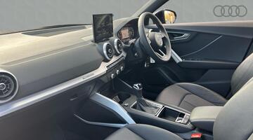 2024 Audi TFSI CoD 35 S line S Tronic Euro 6 5-door (Black) - Image: 2