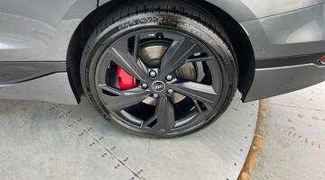 2025 Audi 100kWh Launch Edition Auto 5-door (Grey) - Image: 34