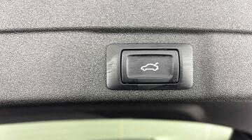 2025 Audi 2.0 TFSI S line S Tronic Euro 6 5-door (Blue) - Image: 29