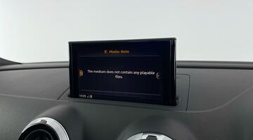 2019 Audi 2.0 TFSI Black Edition Sportback S Tronic quattro Euro 6 5-door (Grey) - Image: 28