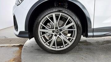 2025 Audi 2.0 TDI 40 Black Edition S Tronic quattro Euro 6 5-door (White) - Image: 39