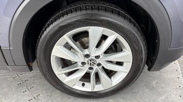 2022 Volkswagen 1.0 TSI SE DSG Euro 6 5-door (Grey) - Image: 5