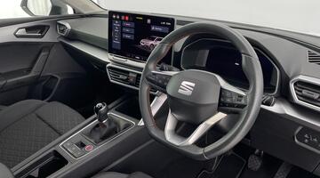 2025 SEAT TSI EVO FR Euro 6 5-door (White) - Image: 6