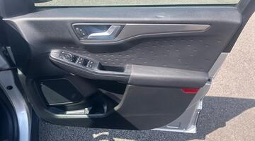 2020 Ford 2.0 EcoBlue MHEV Titanium First Edition Euro 6 5-door (Silver) - Image: 9