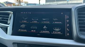 2025 Audi 1.0 TFSI 25 S line Sportback S Tronic Euro 6 5-door (Grey) - Image: 7