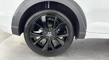 2025 Volkswagen TSI R-Line DSG Euro 6 5-door (White) - Image: 22
