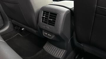 2022 Volkswagen TSI R-Line DSG Euro 6 5-door (Black) - Image: 37