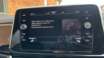 2022 Volkswagen TSI R-Line DSG Euro 6 5-door (Black) - Image: 18