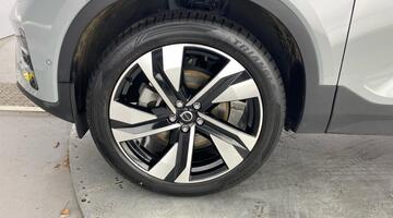 2025 Volvo 2.0 B4 MHEV Ultra Dark DCT Auto Euro 6 5-door (Grey) - Image: 39